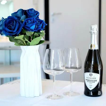 Blues Luxury *